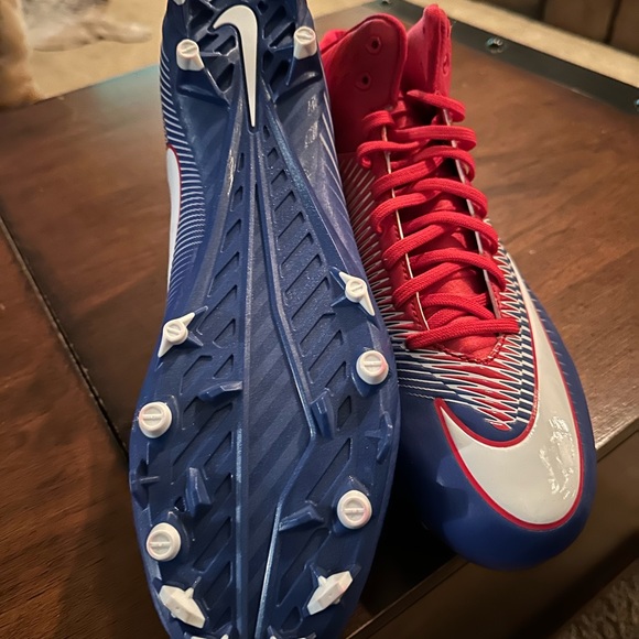 Nike VPR Football Cleats - Picture 2 of 4